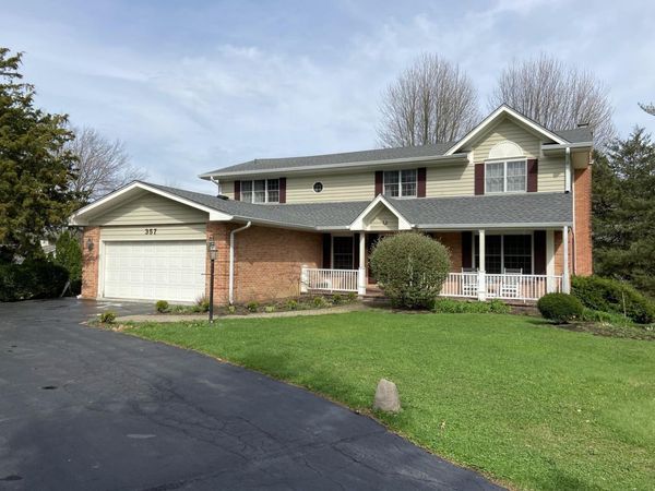 357 Roberts Road , Inverness, IL 60010