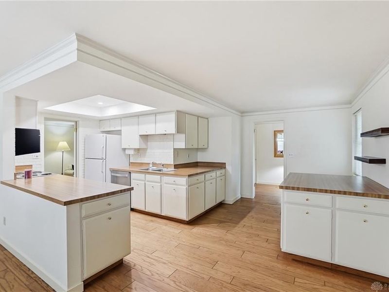 2321 Pondview Drive, Kettering, OH 45440 Photo 10