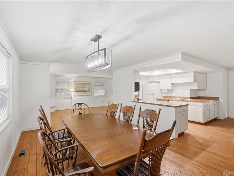 2321 Pondview Drive, Kettering, OH 45440 Photo 4