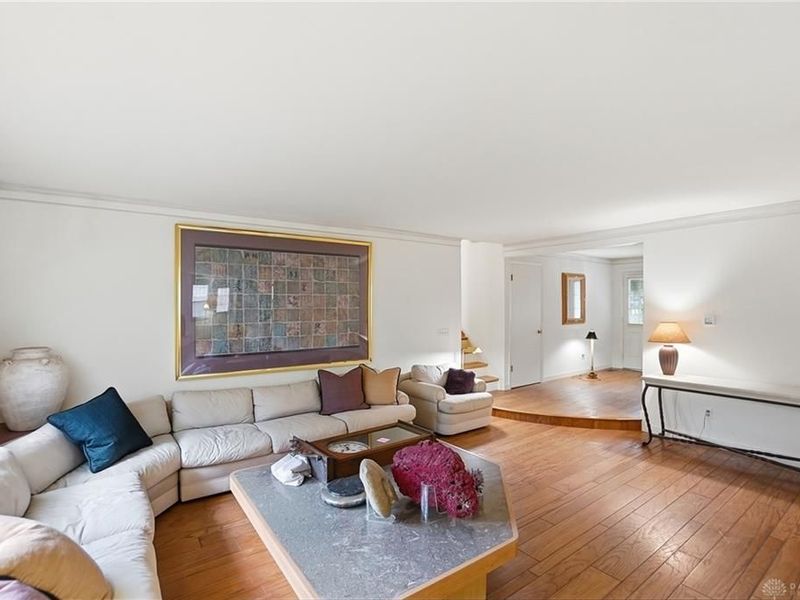 2321 Pondview Drive, Kettering, OH 45440 Photo 5