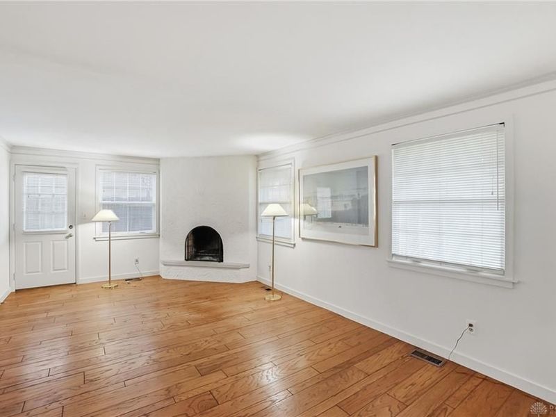 2321 Pondview Drive, Kettering, OH 45440 Photo 6