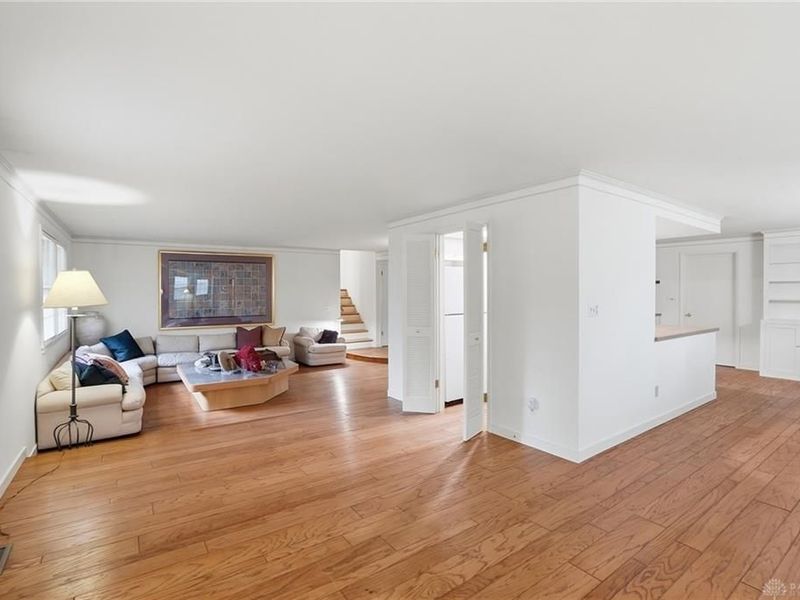 2321 Pondview Drive, Kettering, OH 45440 Photo 7