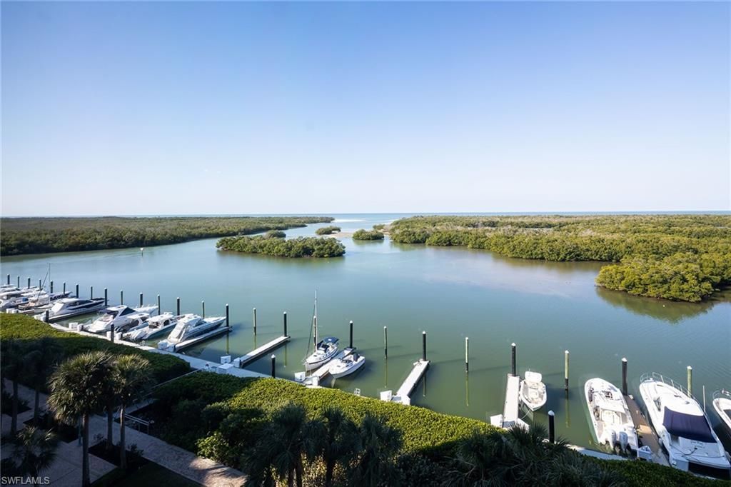 435 Dockside Dr, Unit B703, Naples, FL 34110 Photo