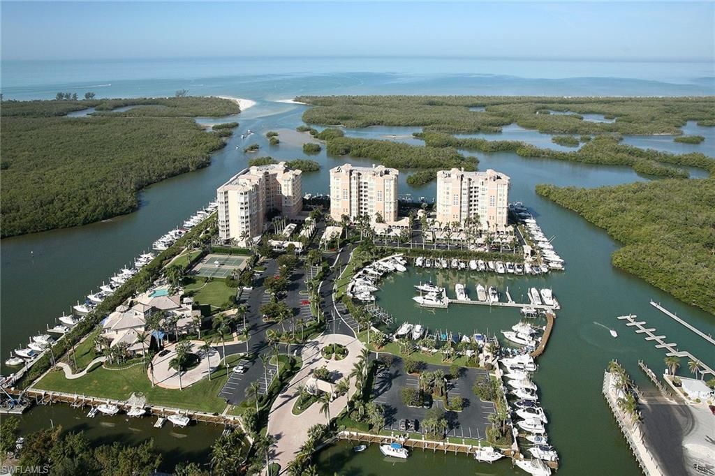 435 Dockside Dr, Unit B703, Naples, FL 34110 Photo