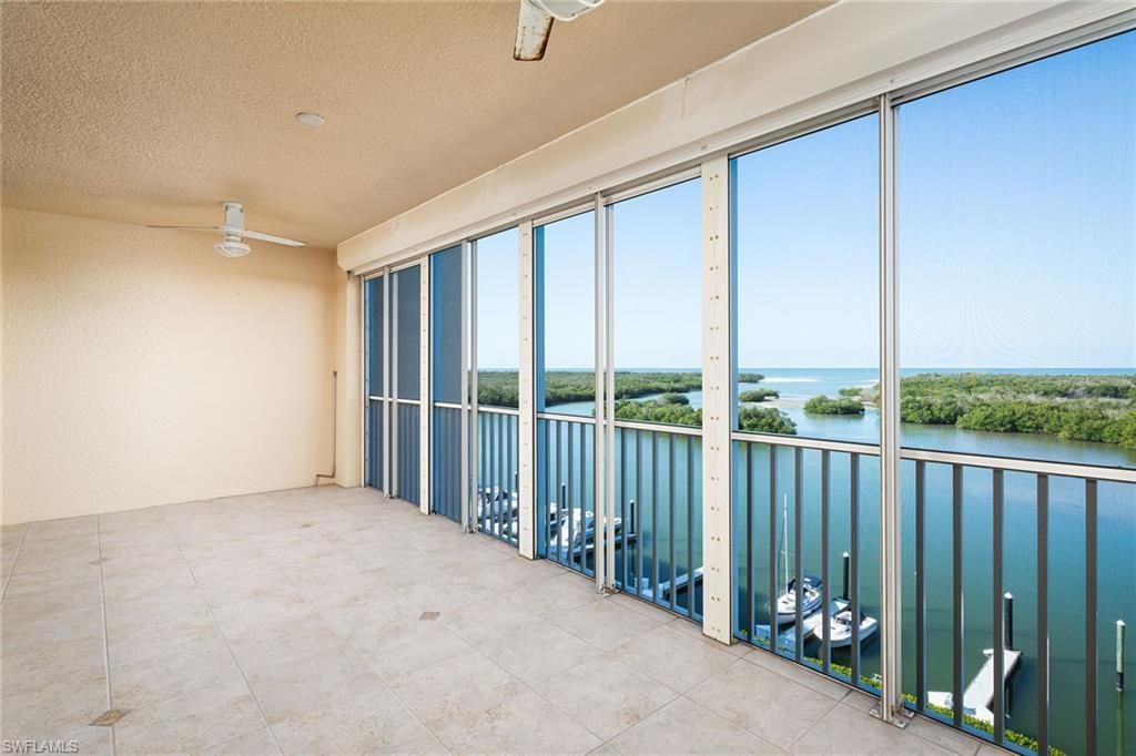 435 Dockside Dr, Unit B703, Naples, FL 34110 Photo