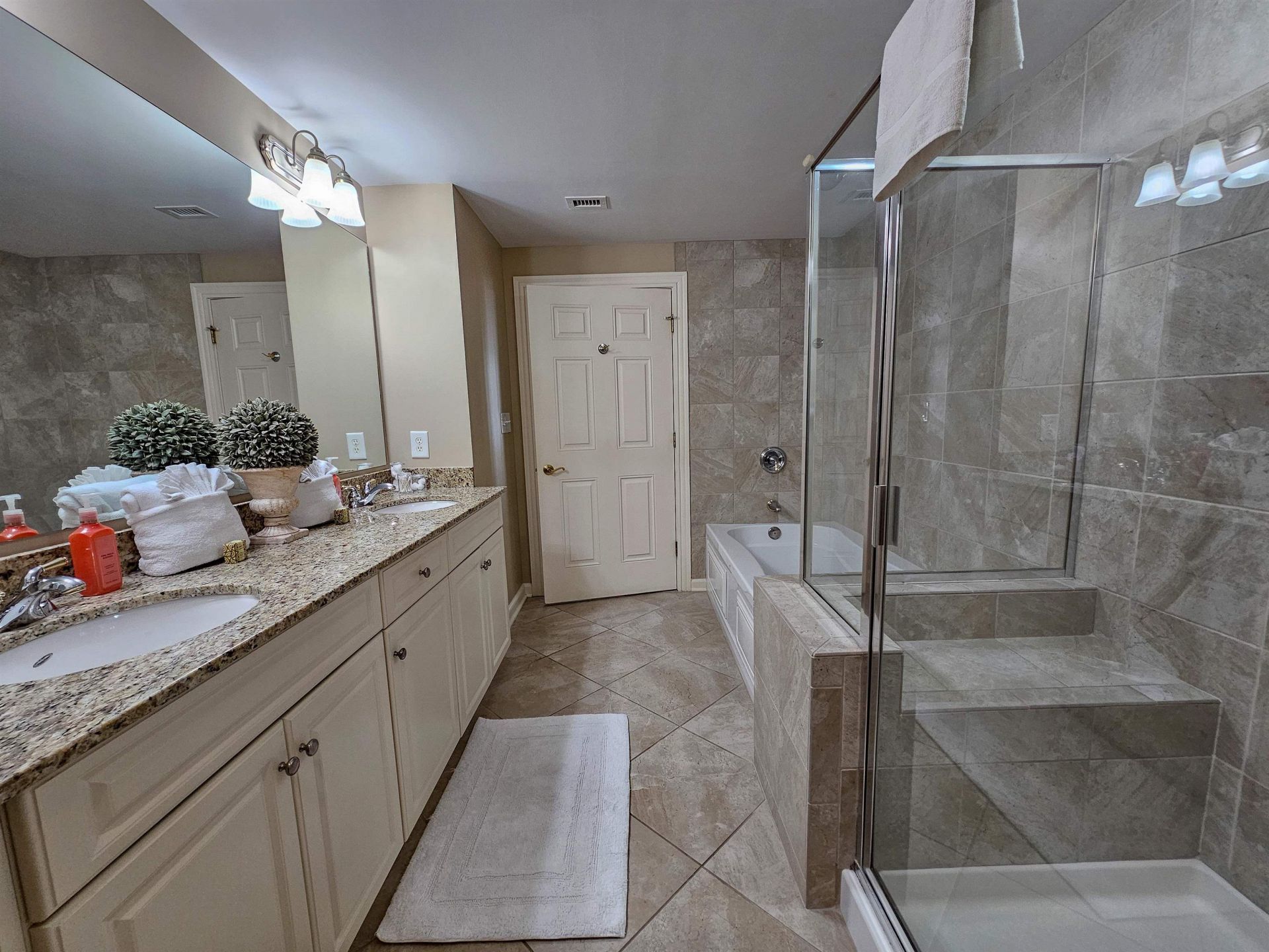 9994 Beach Club Dr.  Photo 30