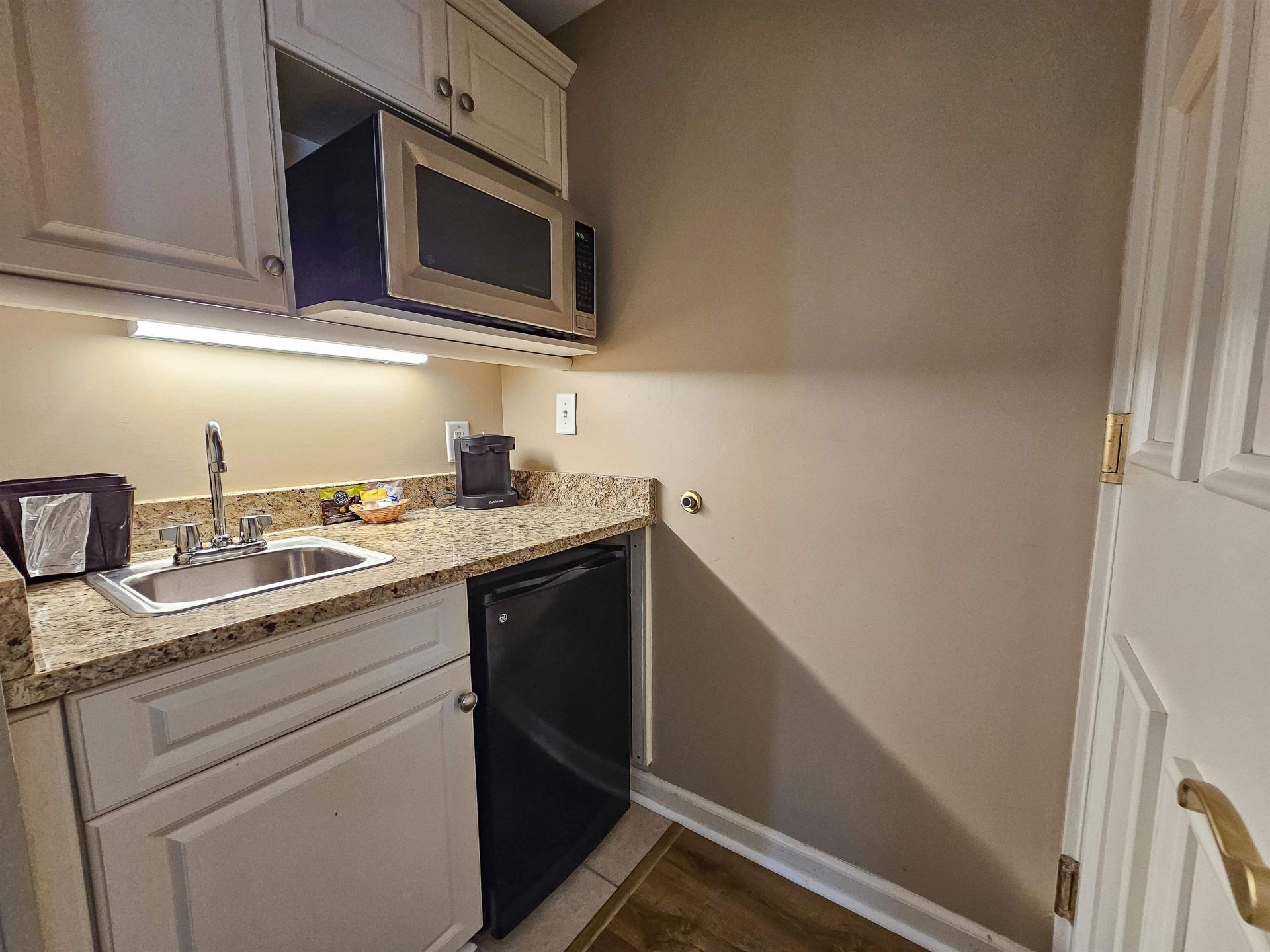 9994 Beach Club Dr.  Photo 44