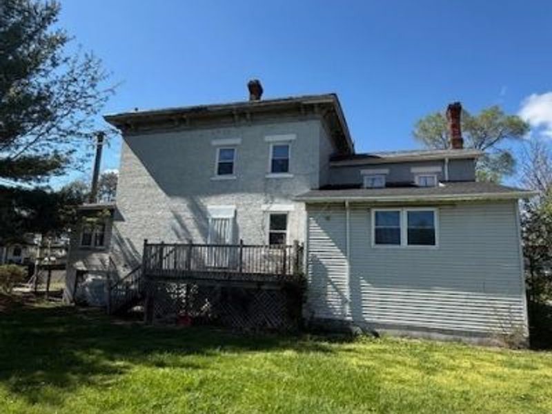 672 3rd Street SE, Massillon, OH 44646 Photo 3