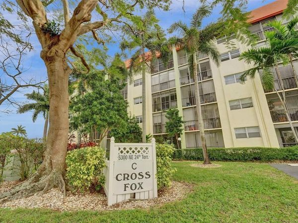 5300 NE 24th Terrace, Fort Lauderdale, FL 33308