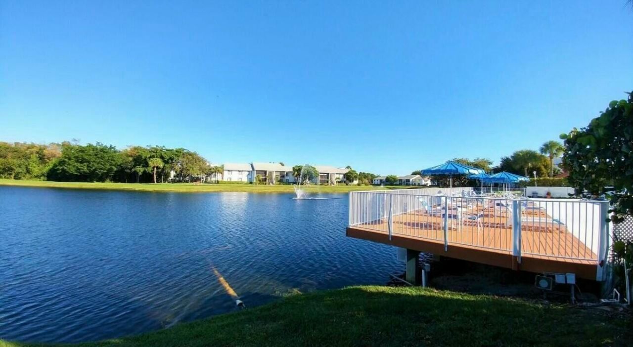 1015 Green Pine Boulevard, Unit E3, West Palm Beach, FL 33409 Photo