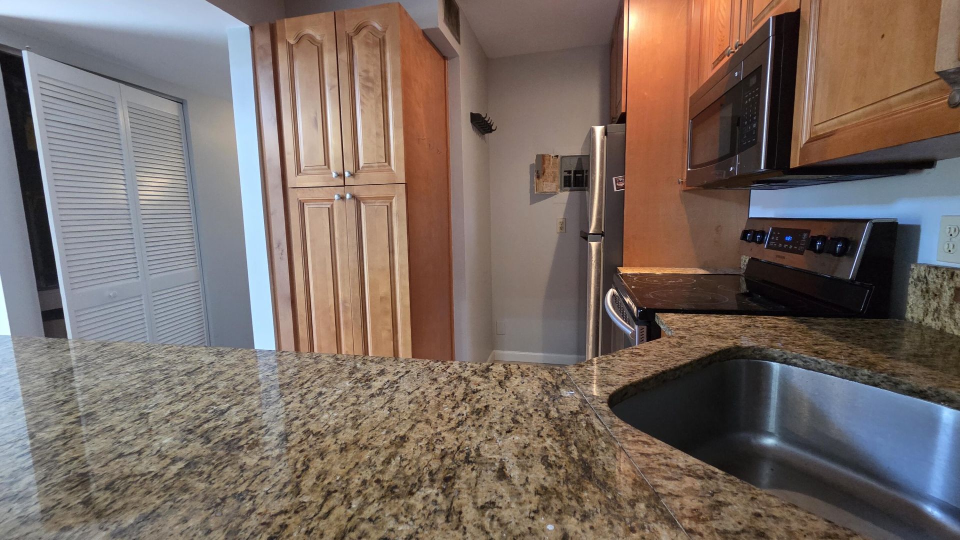 1015 Green Pine Boulevard, Unit E3, West Palm Beach, FL 33409 Photo