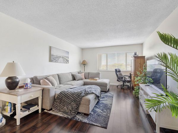 125 Shore Court, Unit 304a, North Palm Beach, FL 33408