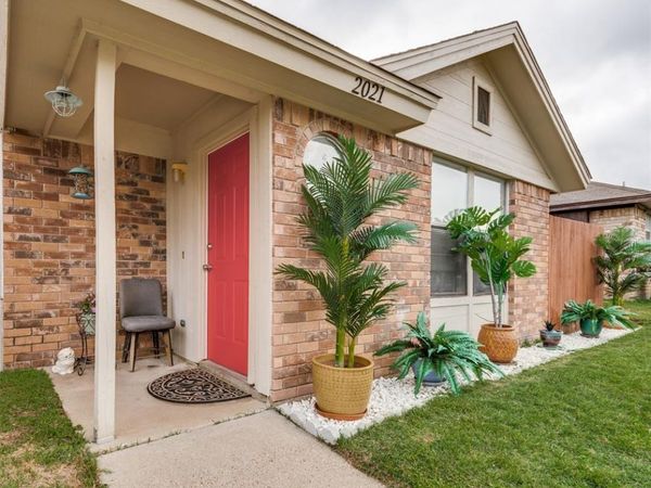 2021 Minnie Drive, Arlington, TX 76012