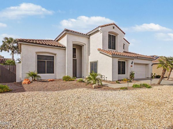 6772 W SONNET Drive, Glendale, AZ 85308