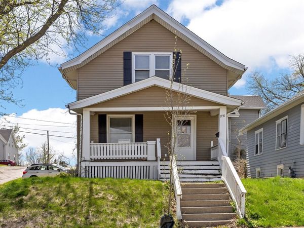 1751 Higley Avenue SE, Cedar Rapids, IA 52403