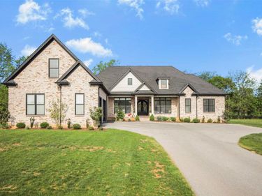 7182 Eagle Ridge Lane , Bowling Green, KY 42104