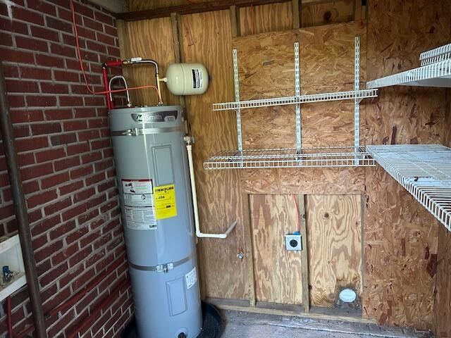 333 Annette Drive Photo 14