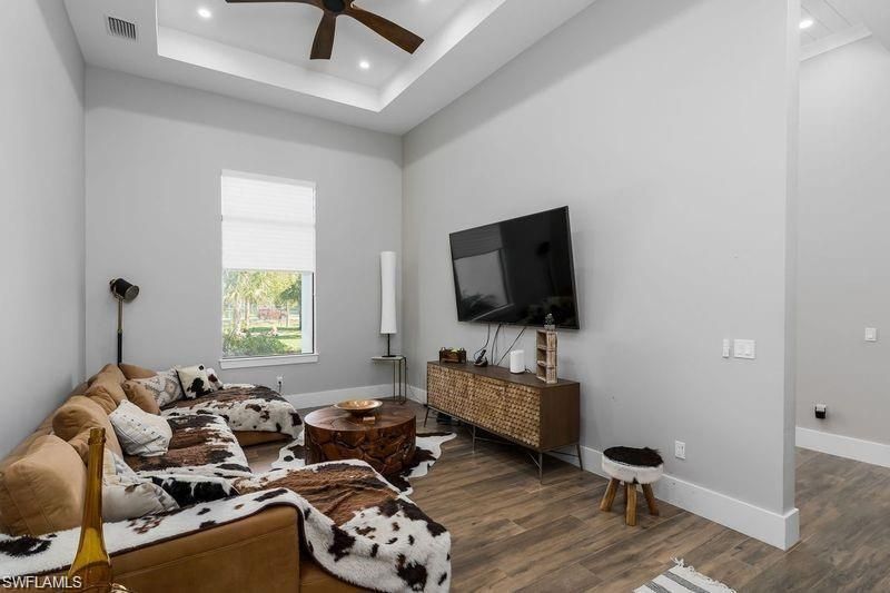 709 15th St Sw, Naples, FL 34117 Photo