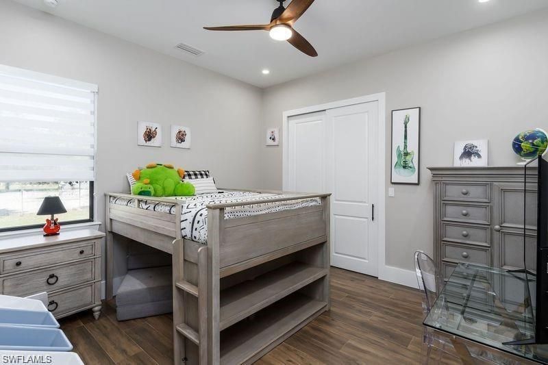 709 15th St Sw, Naples, FL 34117 Photo