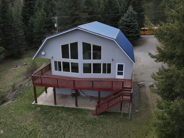 6101 Bottle Bay Road , Sagle, ID 83860