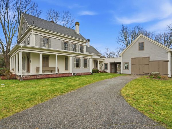 194 Center Street , Yarmouth Port, MA 02675