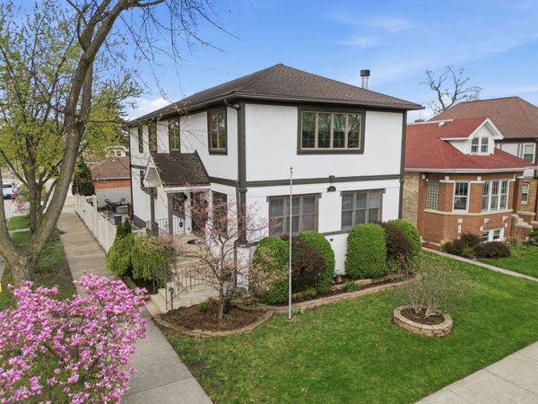 7256 W Ibsen Street, Chicago, IL 60631