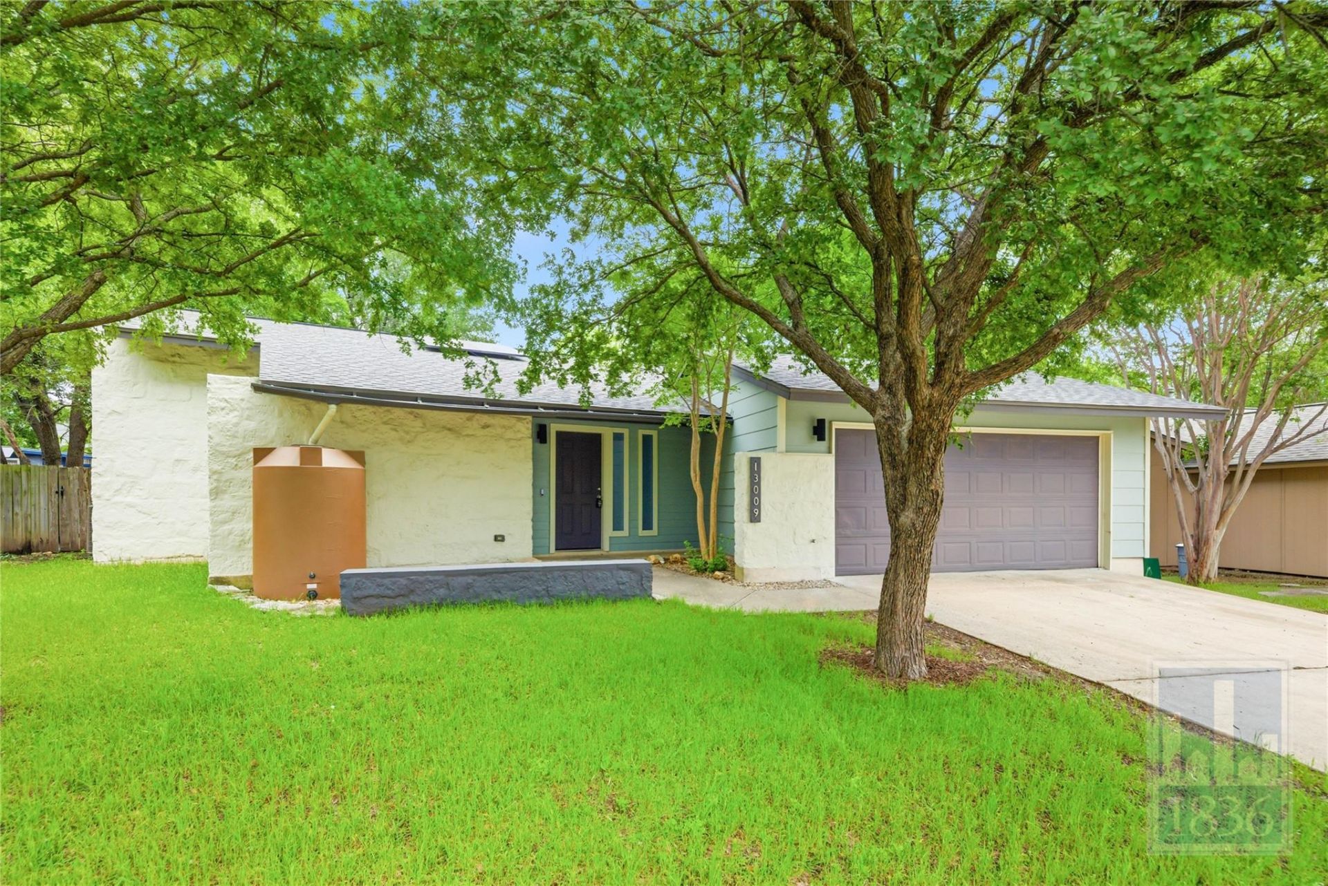 13009 Lamplight Village Ave, Austin, TX 78727 Main Photo