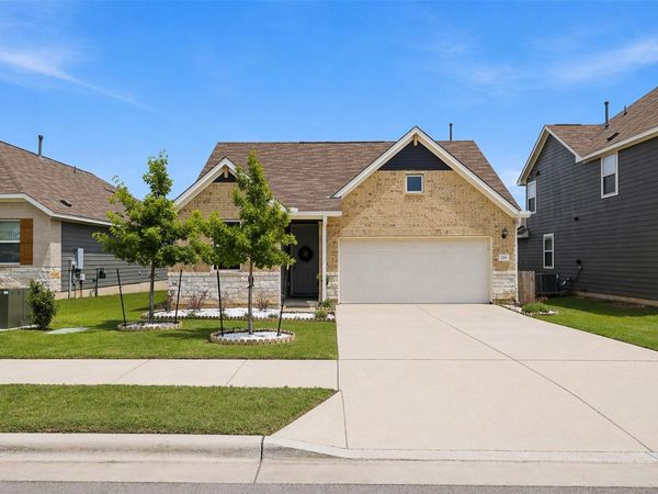 206 Palo Brea LOOP, Hutto, TX 78634