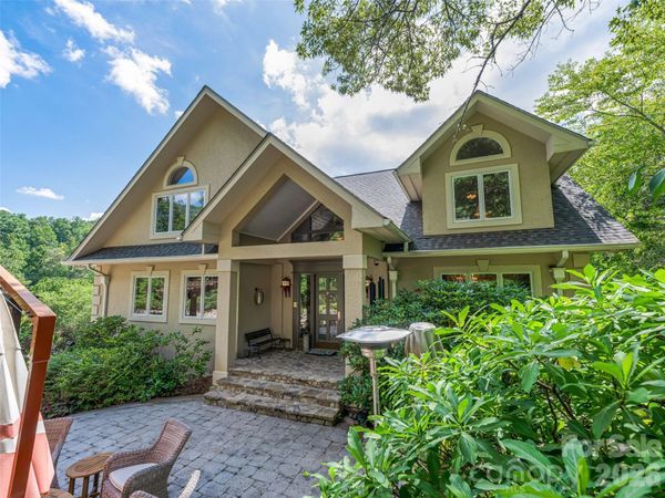 212 S Plains Drive, Asheville, NC 28803