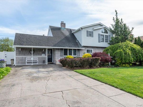 253 Blacksmith Rd. S , Levittown, NY 11756