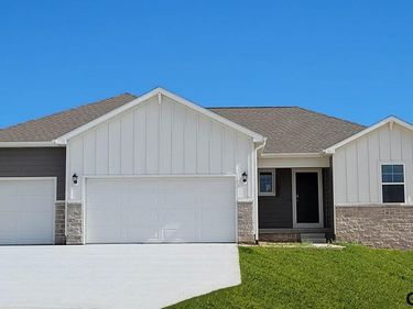 7824 N 170th Street , Bennington, NE 68007