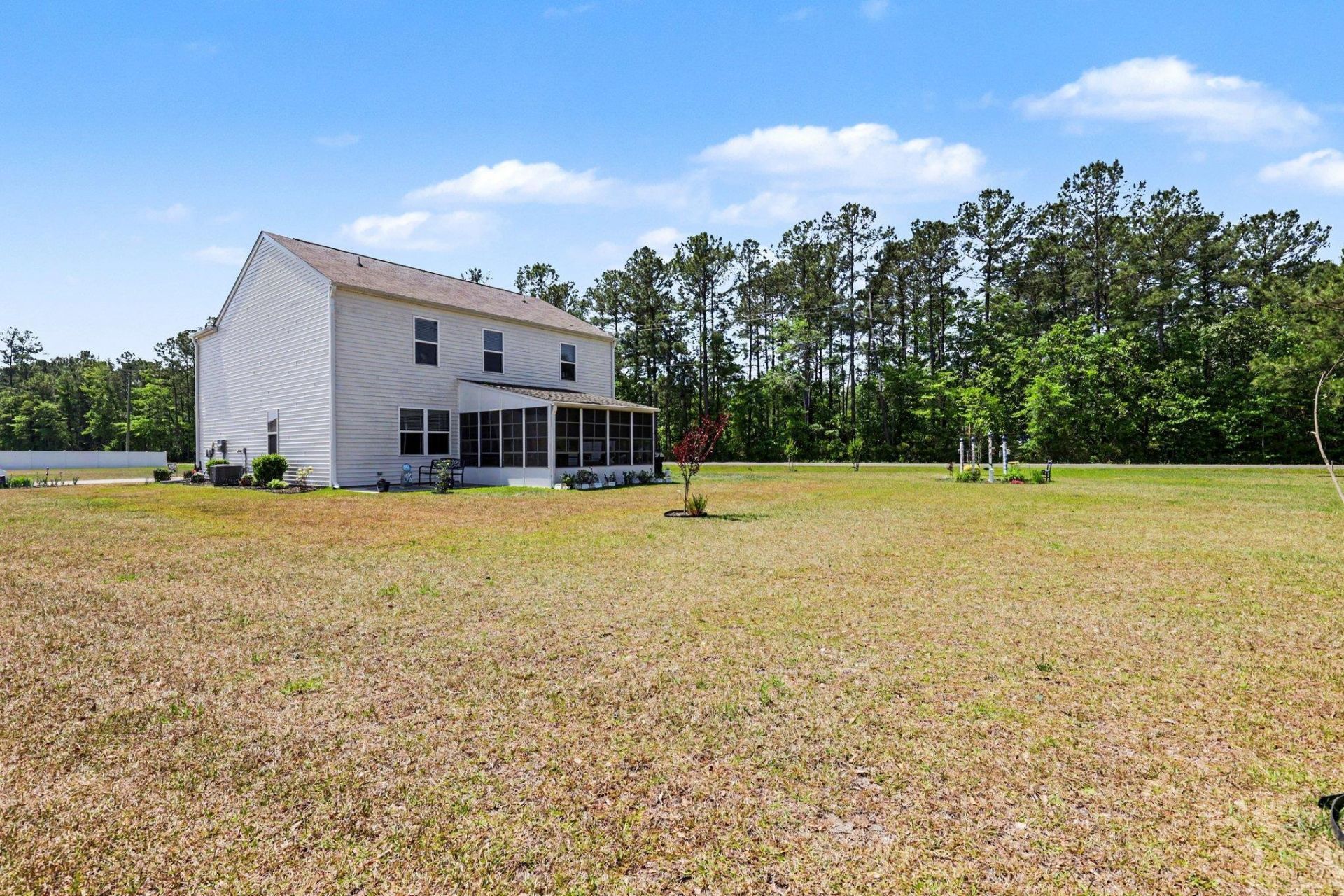 1560 Springfield Lane Photo 34