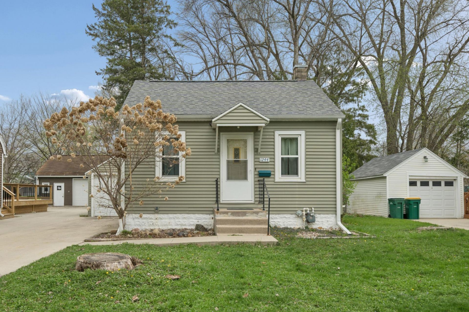 1244 10th Avenue SE, Rochester, MN 55904