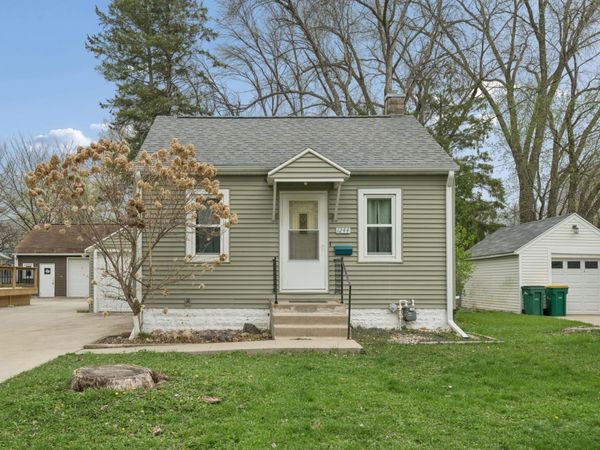 1244 10th Avenue SE, Rochester, MN 55904