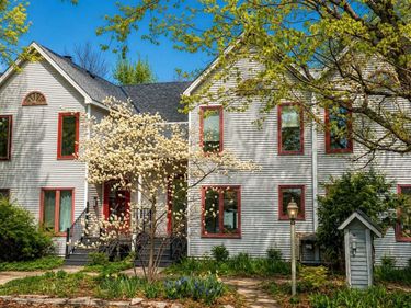 2122 22nd Street E, Minneapolis, MN 55404