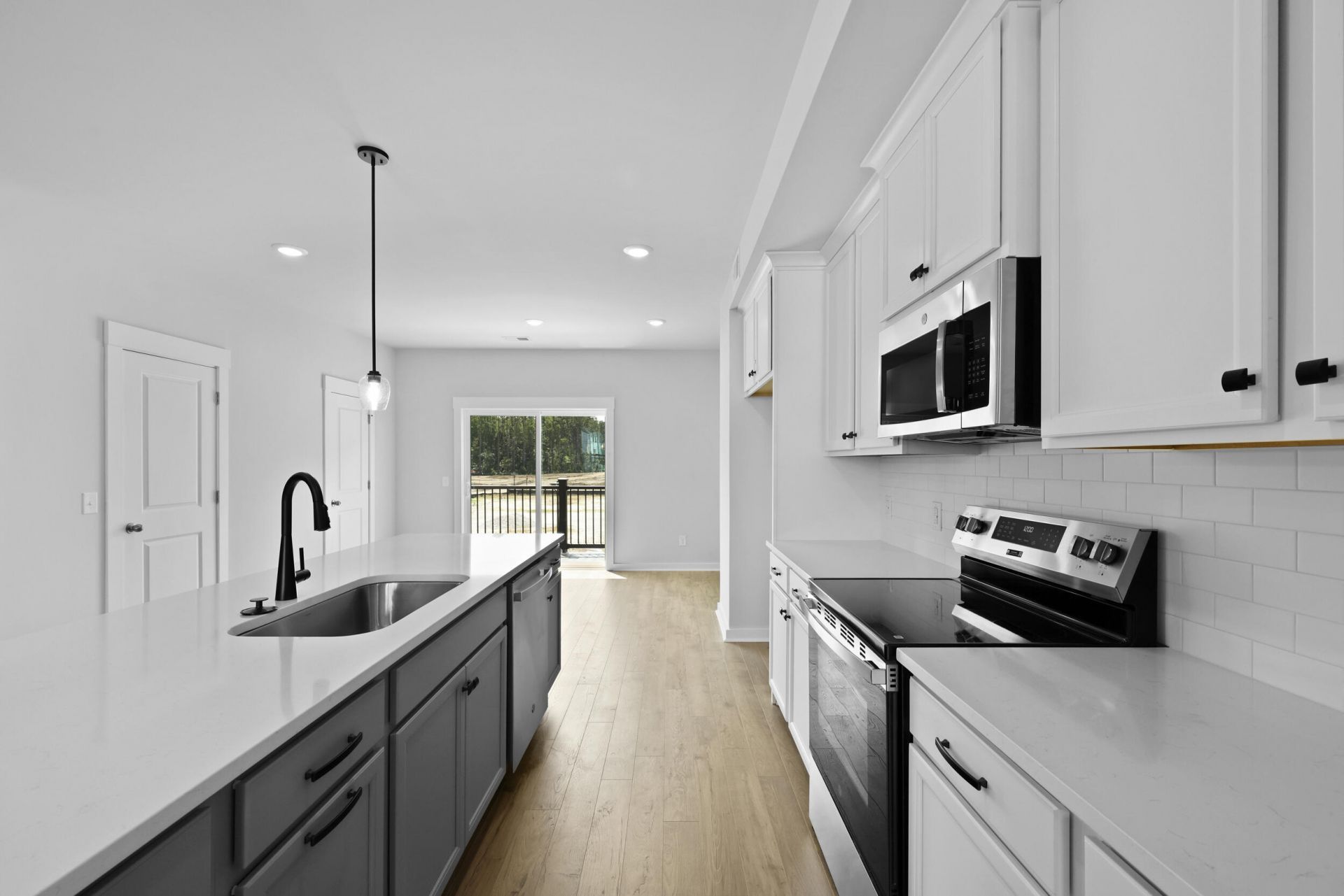 604 Scholar Way Photo 17