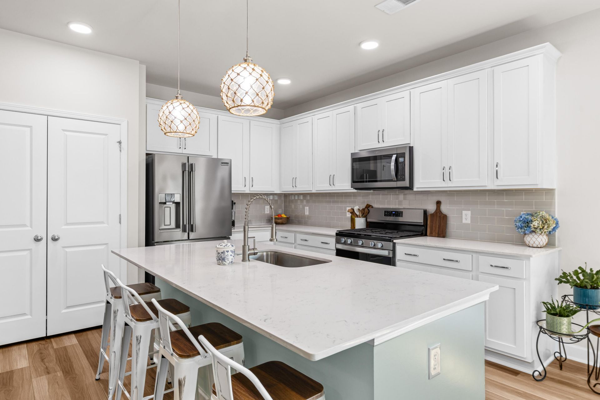 1423 Arabella Street Photo 11