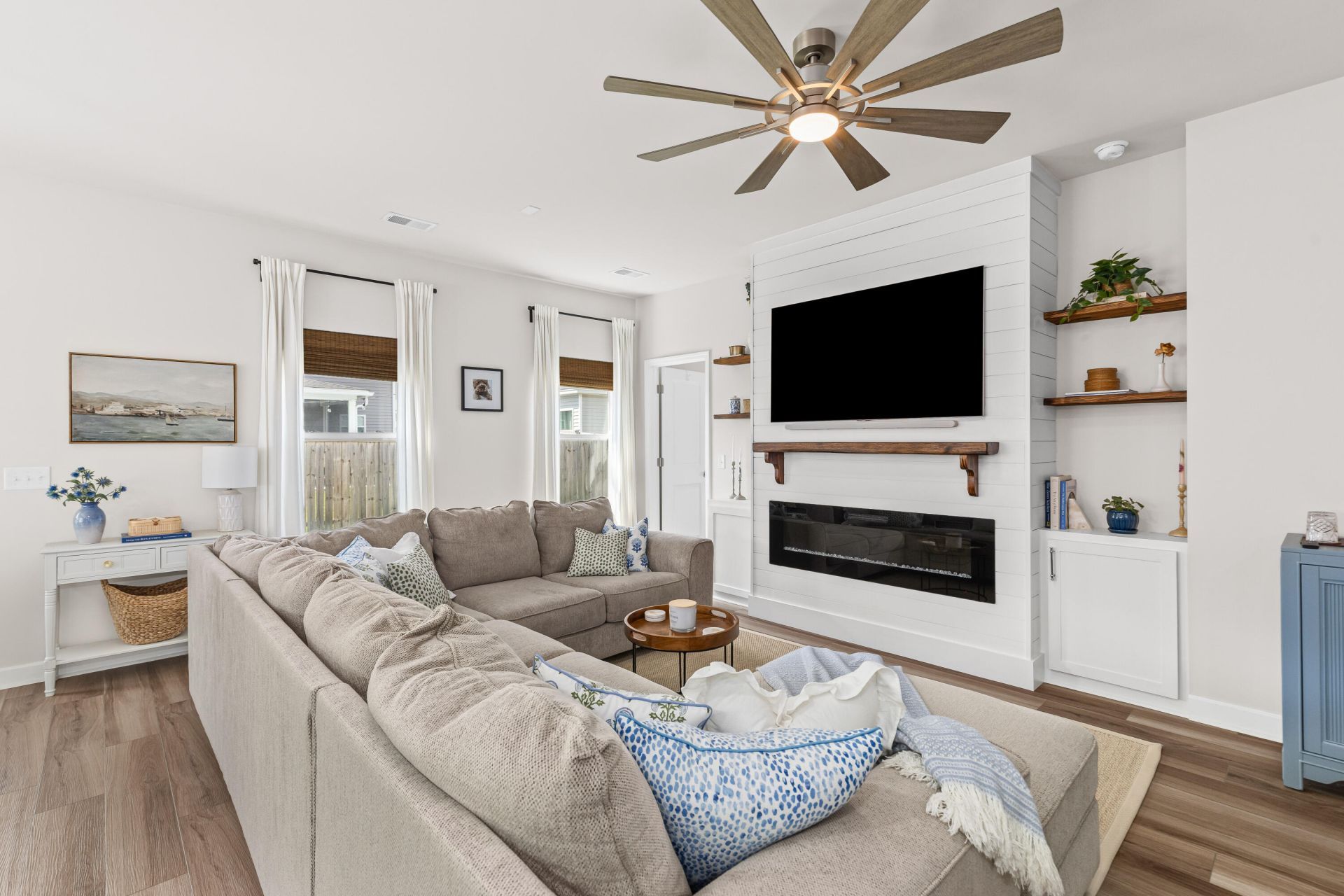 1423 Arabella Street Photo 15