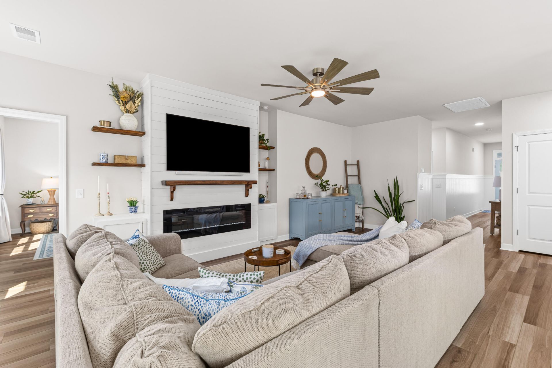 1423 Arabella Street Photo 16