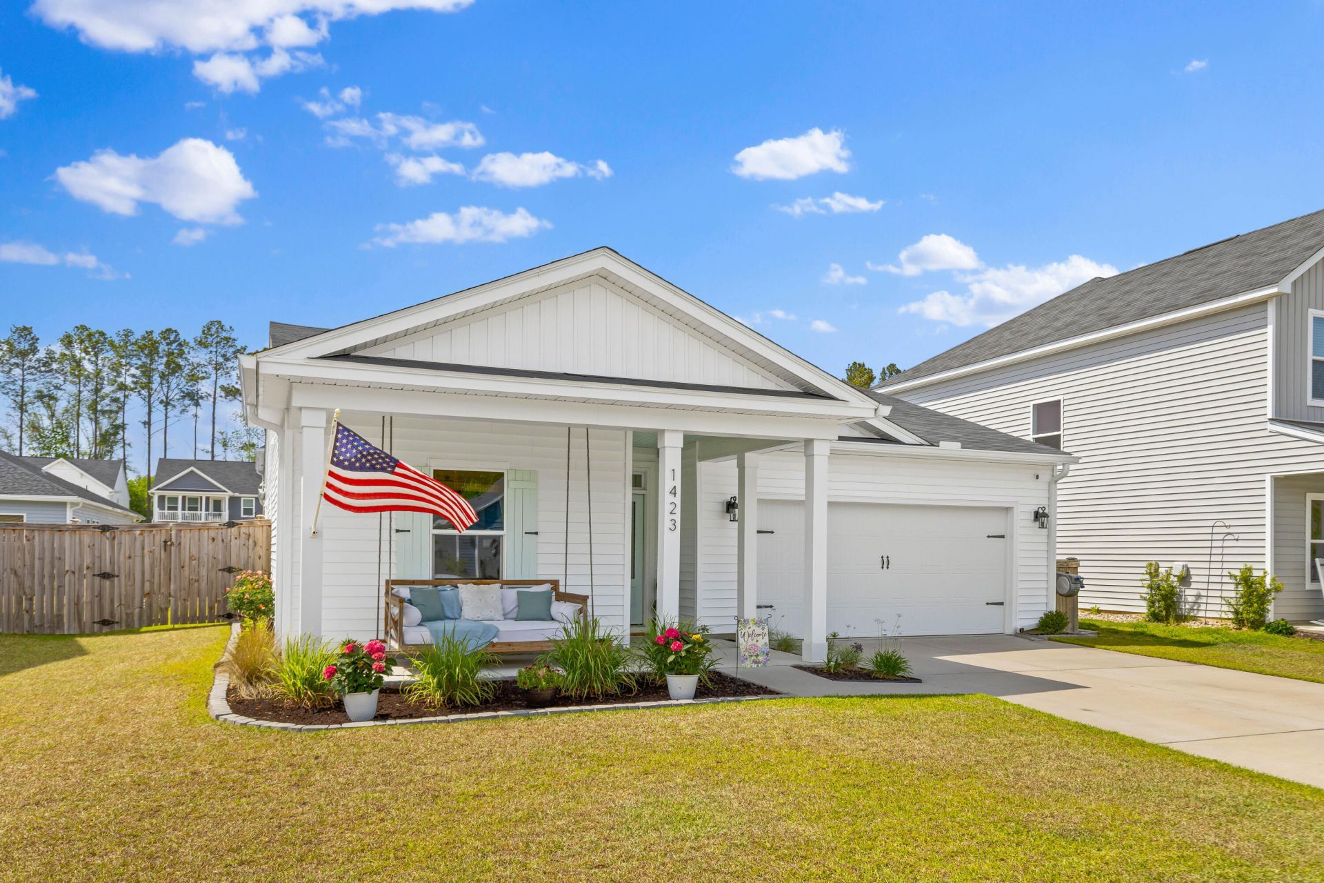 1423 Arabella Street Photo 2