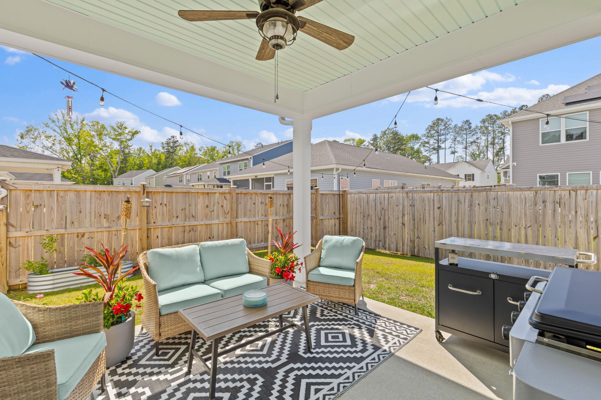 1423 Arabella Street Photo 27