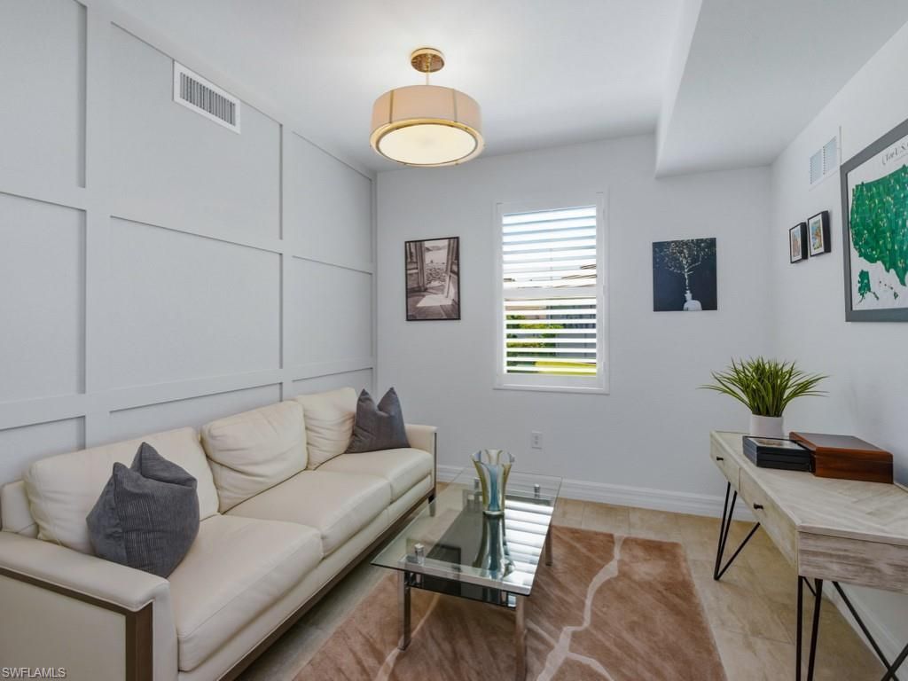 171 Indies Dr E, Unit 101, Naples, FL 34114 Photo