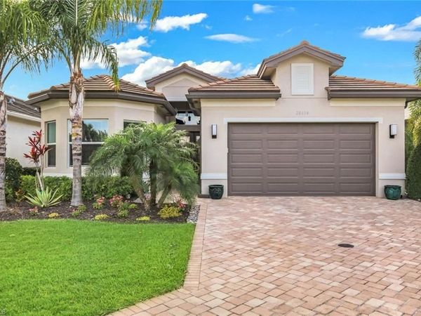 28604 Moraga LN, BONITA SPRINGS, FL 34135