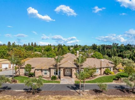 10714 Amerine Ln, Oakdale, CA 95361 Photo