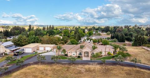 10714 Amerine Ln, Oakdale, CA 95361 Photo