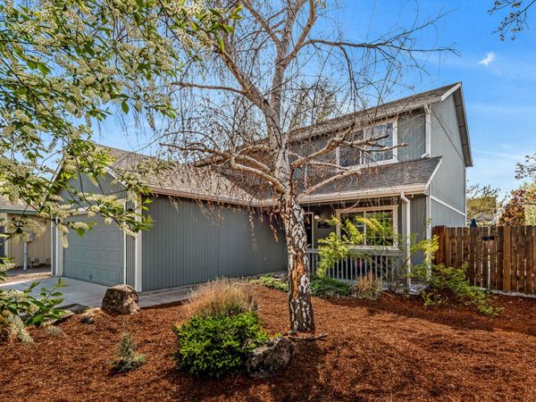 3164 SW Newberry Avenue, Redmond, OR 97756