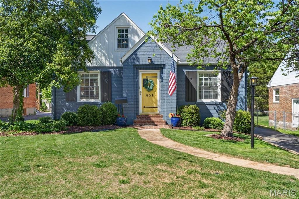 451 Julian Place, Saint Louis, MO 63122 Main Photo