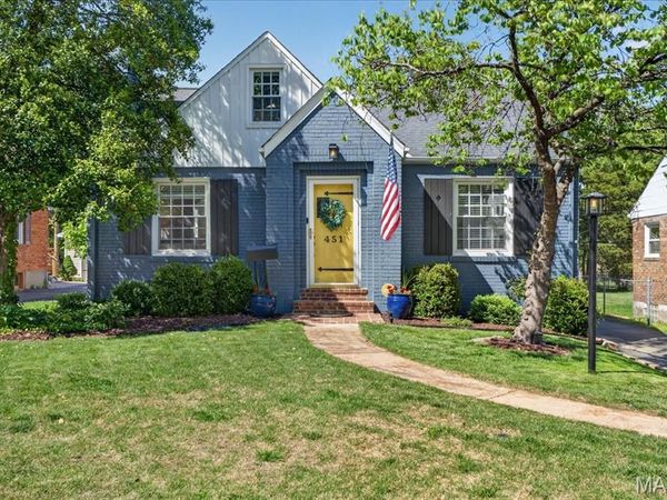 451 Julian Place, St Louis, MO 63122