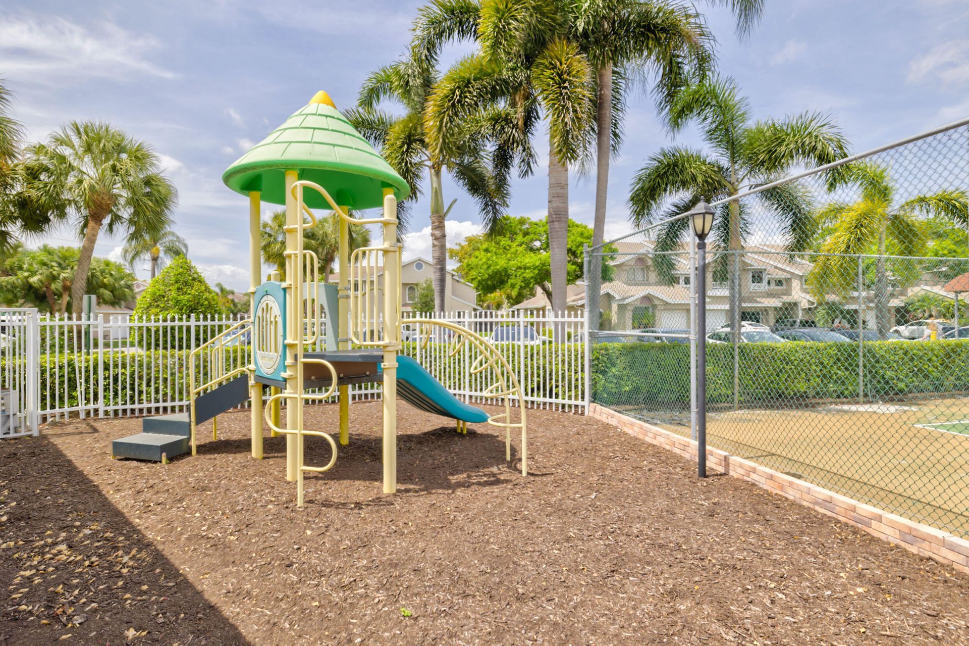 1947 E Discovery Circle E, Deerfield Beach, FL 33442 Photo