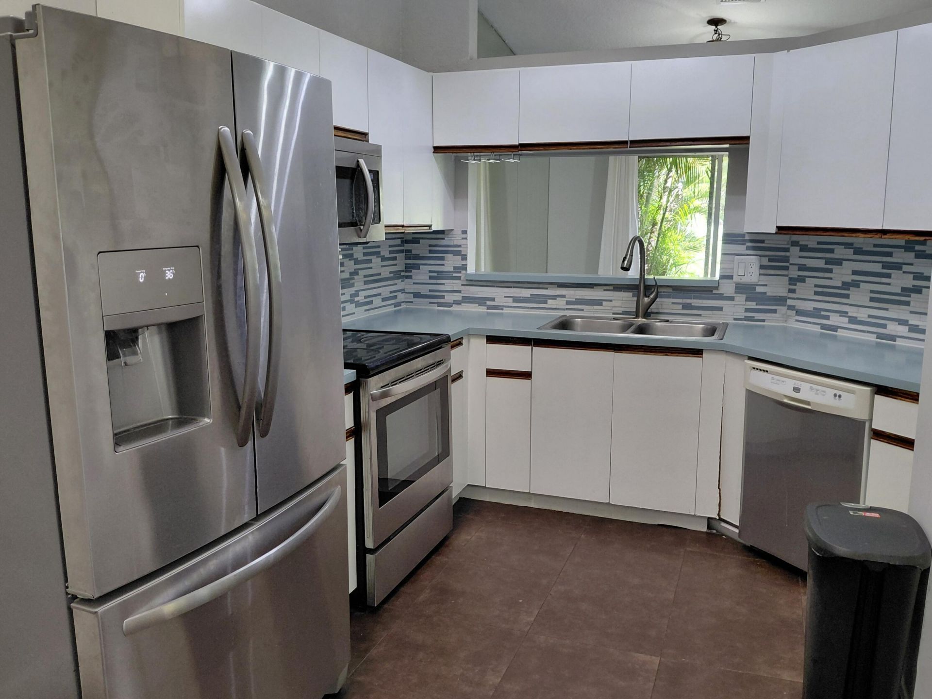 1947 E Discovery Circle E, Deerfield Beach, FL 33442 Photo